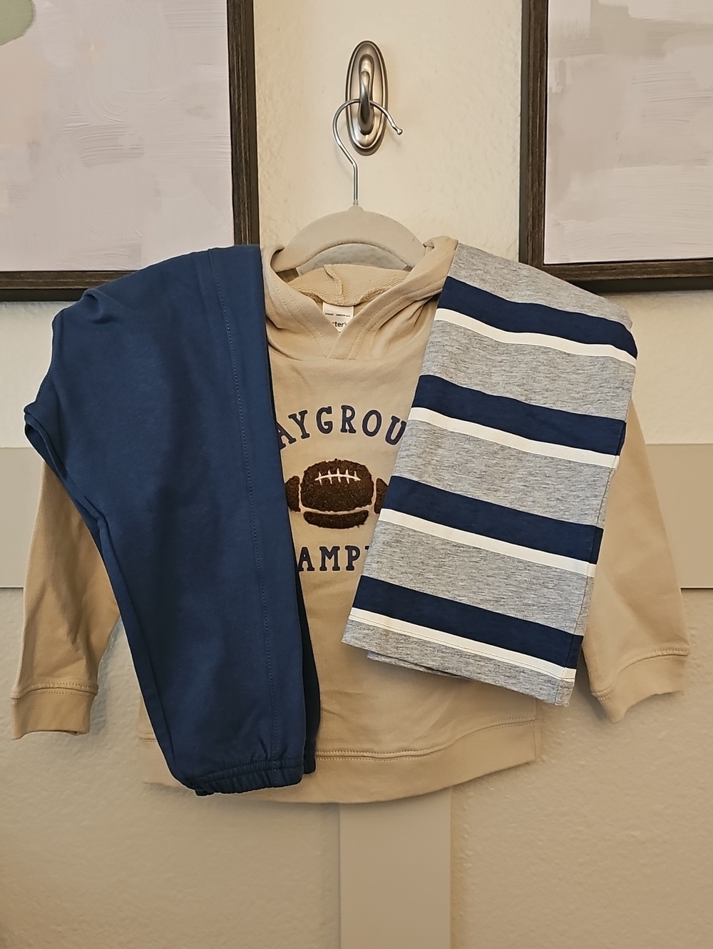 NWT Carter's 3 Piece Set w/Hoodie, T-shirt and Pants 2T